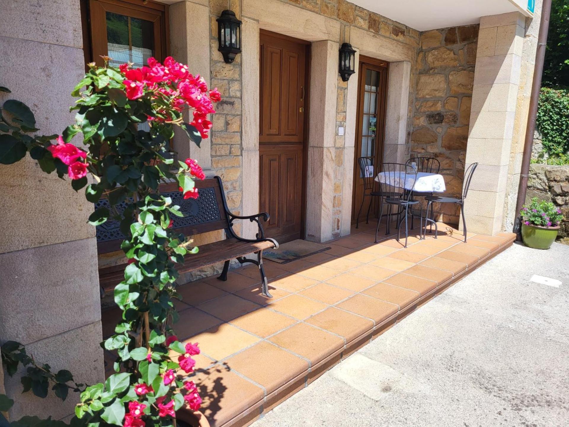 הוילה ארנאס דה קבראלס La Casa De La Vega מראה חיצוני תמונה