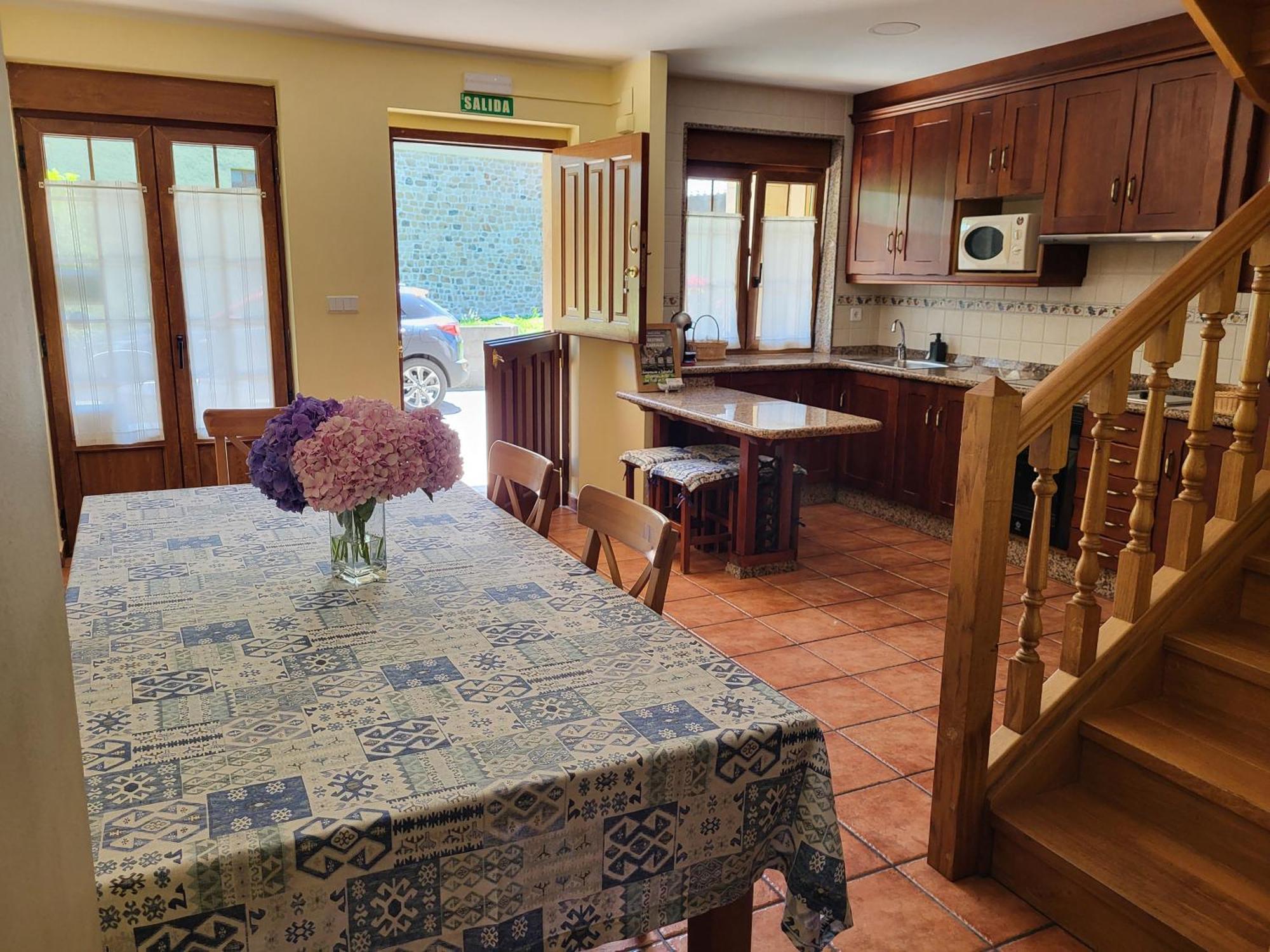 הוילה ארנאס דה קבראלס La Casa De La Vega מראה חיצוני תמונה